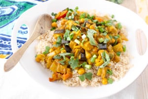 This Roasted Eggplant Chickpea Curry is quick, healthy, and vegan. Created by The Grateful Grazer.