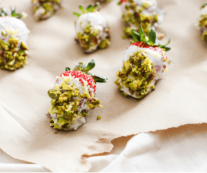 4 basic ingredients are all you need to create these deceivingly simple yogurt dipped strawberries, perfect for a quick healthy snack or impressive dessert while entertaining.
