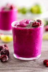 This vibrant, antioxidant-rich dragonfruit smoothie is deliciously refreshing for spring!
