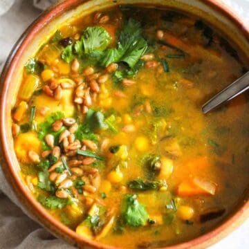 Yellow split pea soup with mushrooms and Indian-inspired spices.