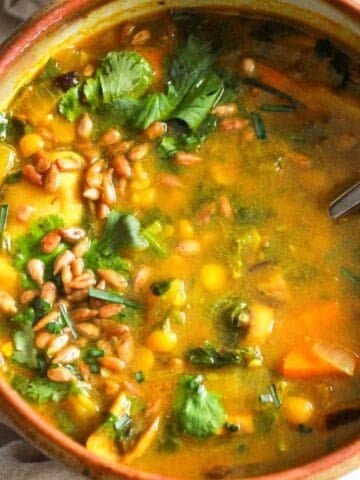 Yellow split pea soup with mushrooms and Indian-inspired spices.