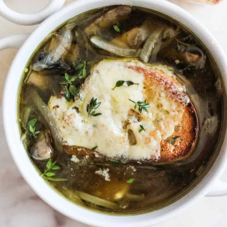 Vegetarian Mushroom French Onion Soup