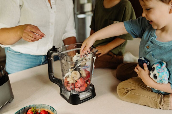 Making a smoothie with kids