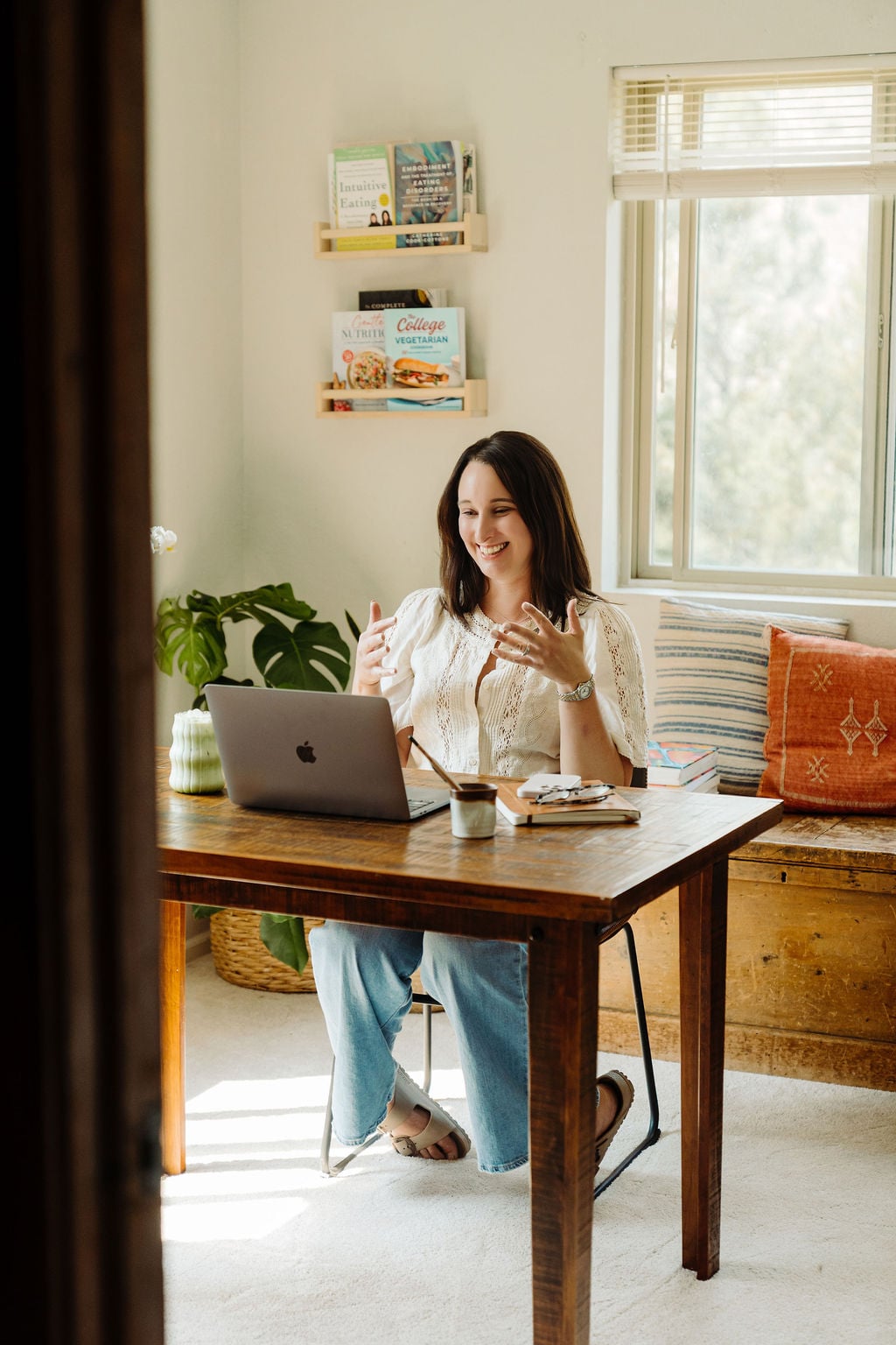 Stephanie McKercher in a virtual nutrition counseling session with a client.